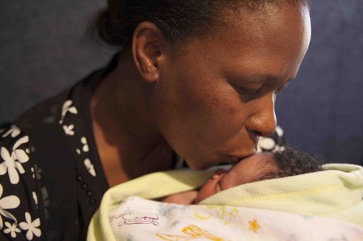 UNICEF and the Global Fund followed a group of women living with HIV throughout their pregnancies and the births of their babies in South Africa and Malawi.