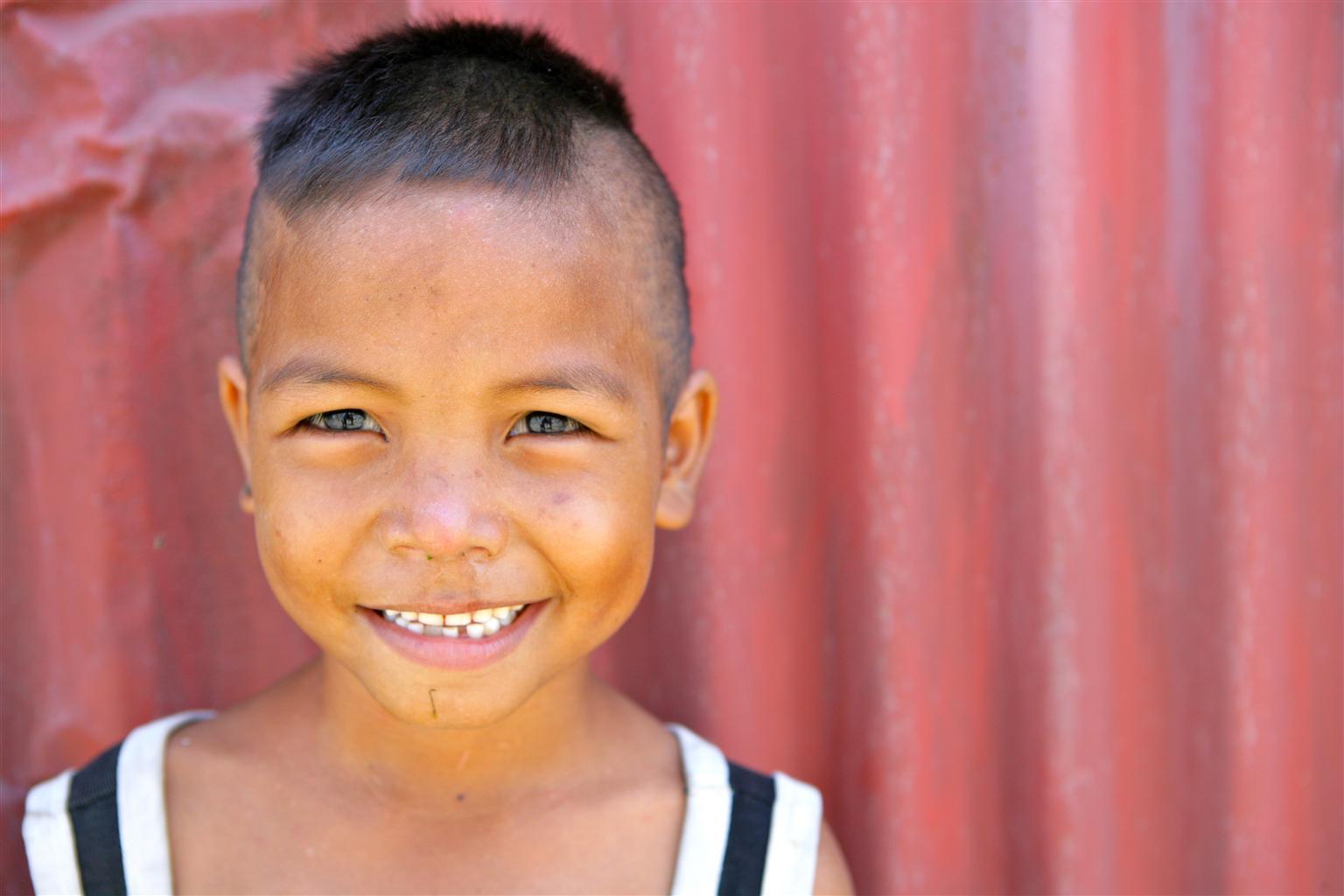 A child smiling 