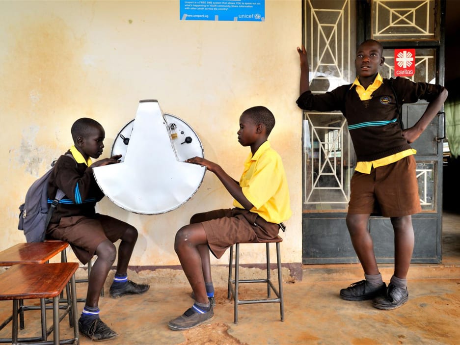 Students using computers 