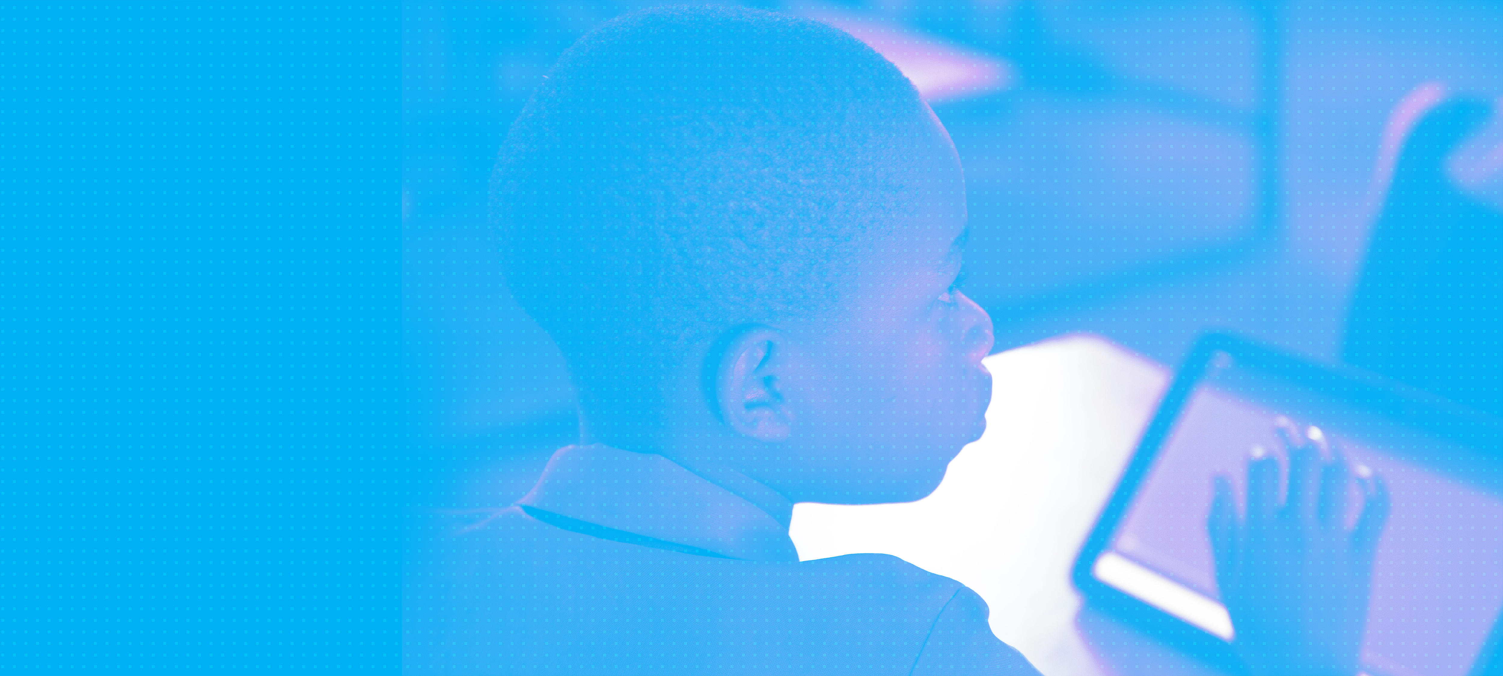 Child using a computer 